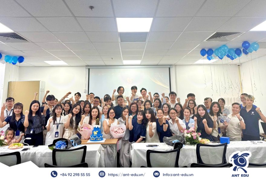 Mừng Sinh Nhật Ant Edu Tròn 3 Tuổi - Hành Trình Kiến Tạo Tri Thức