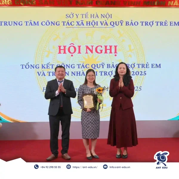 200 Nụ Cười Rạng Rỡ: Ant Edu Trao Học Bổng Tiếng Anh Cho Trẻ Em Khó Khăn Hà Nội!1